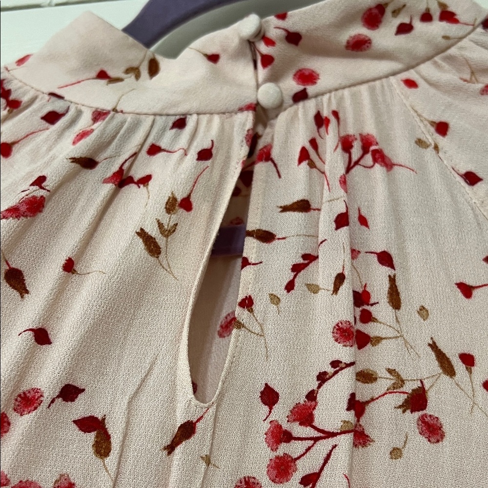 Express Pink Flutter Sleeve Blouse with Peter Pan Collar - Picture 6 of 8